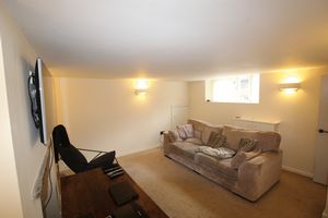 Sitting Room- click for photo gallery